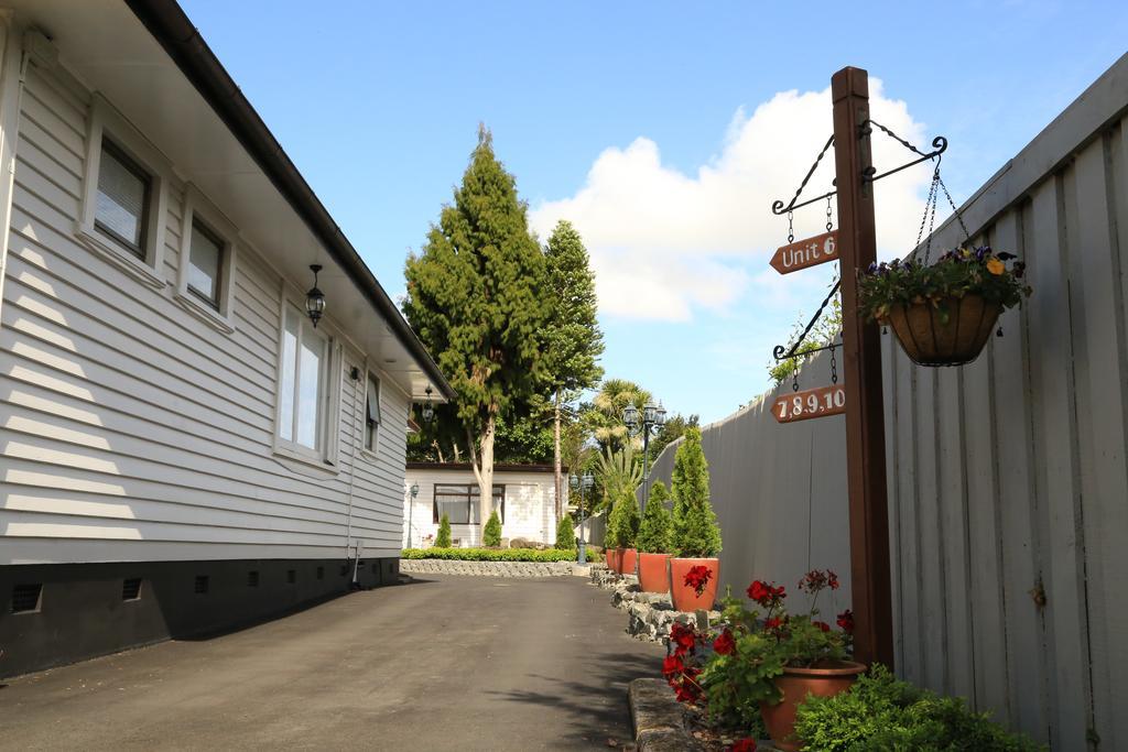 Papakura Motor Lodge & Motel Extérieur photo