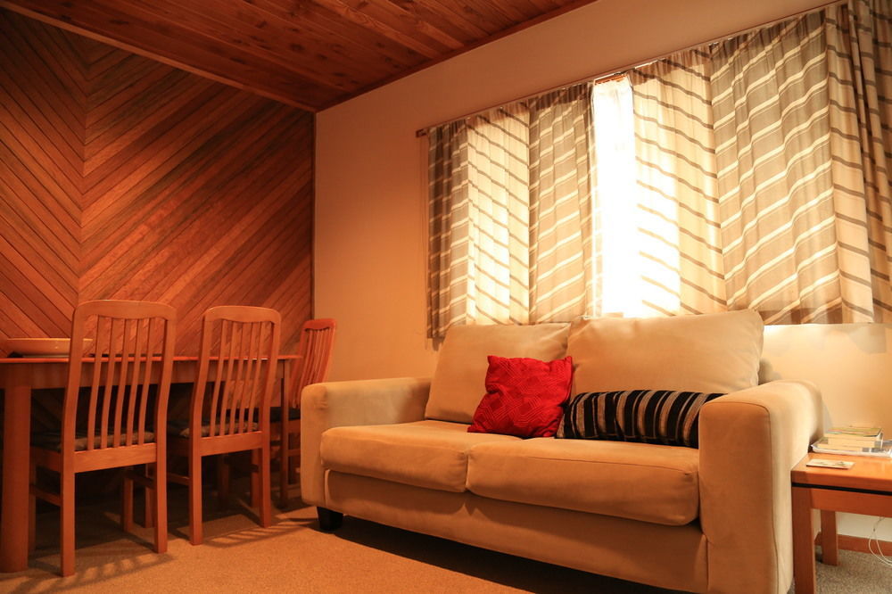 Papakura Motor Lodge & Motel Extérieur photo