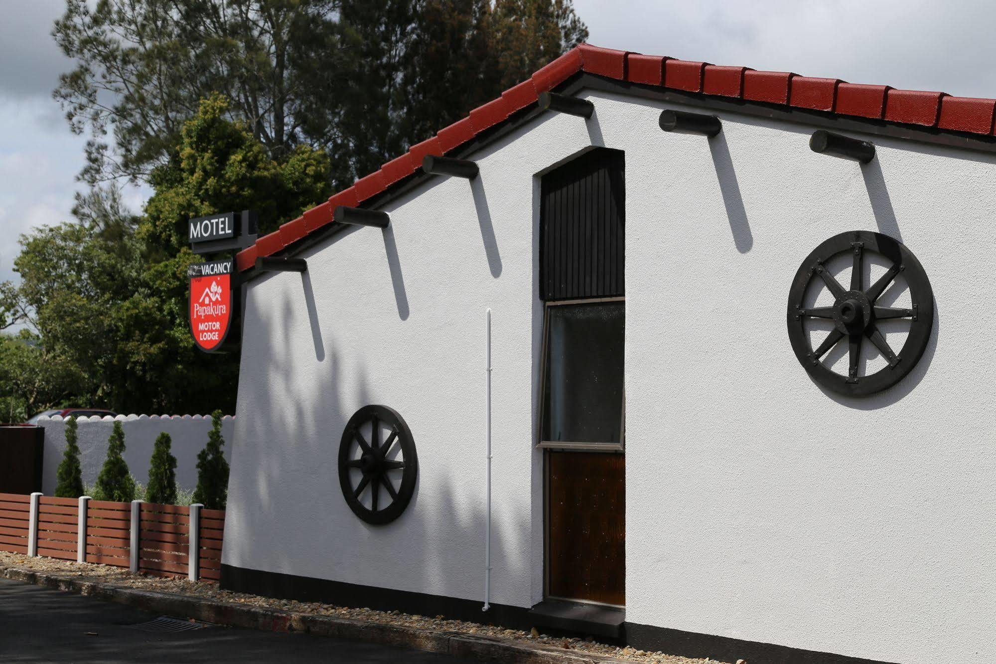 Papakura Motor Lodge & Motel Extérieur photo