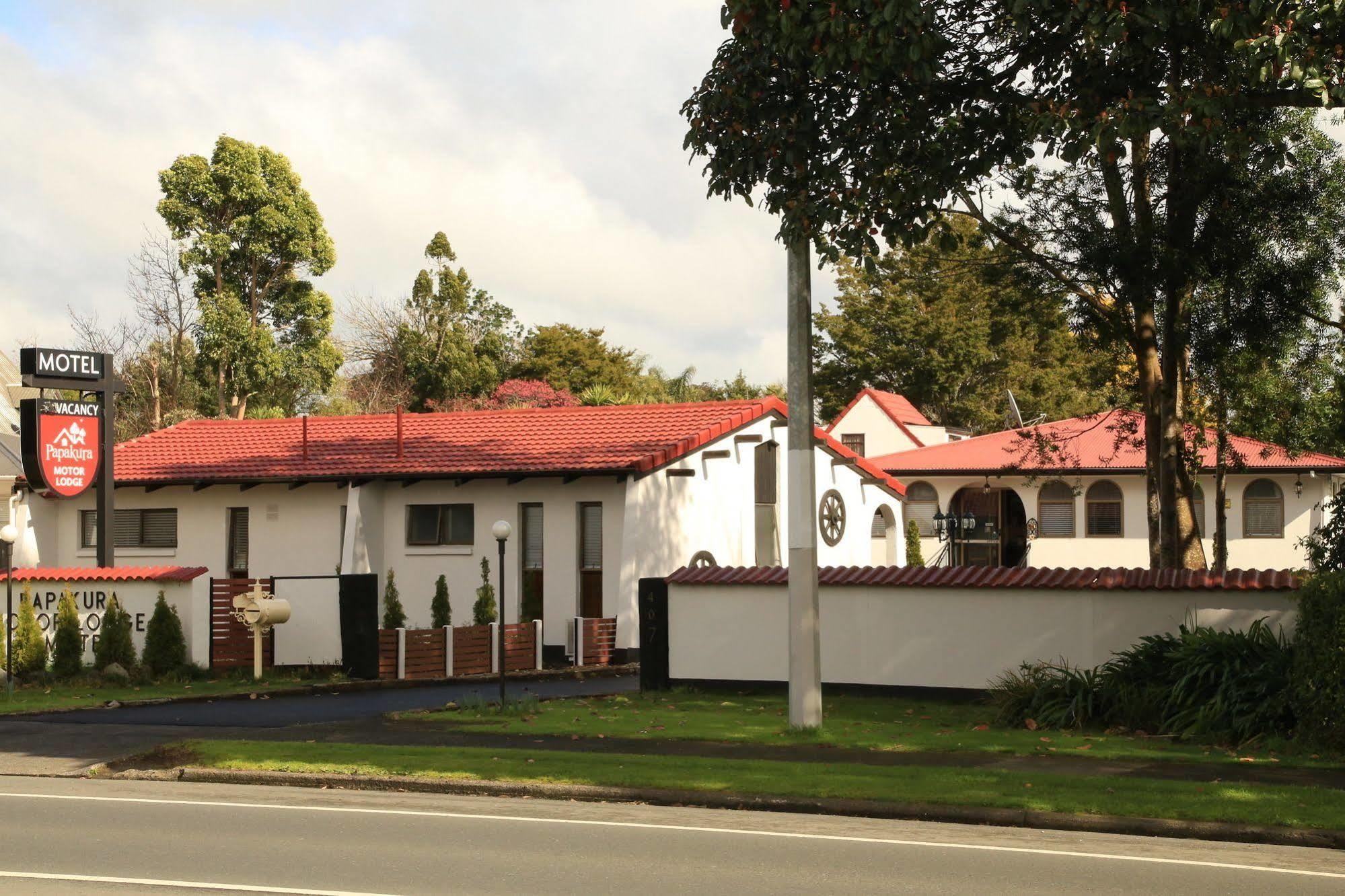 Papakura Motor Lodge & Motel Extérieur photo